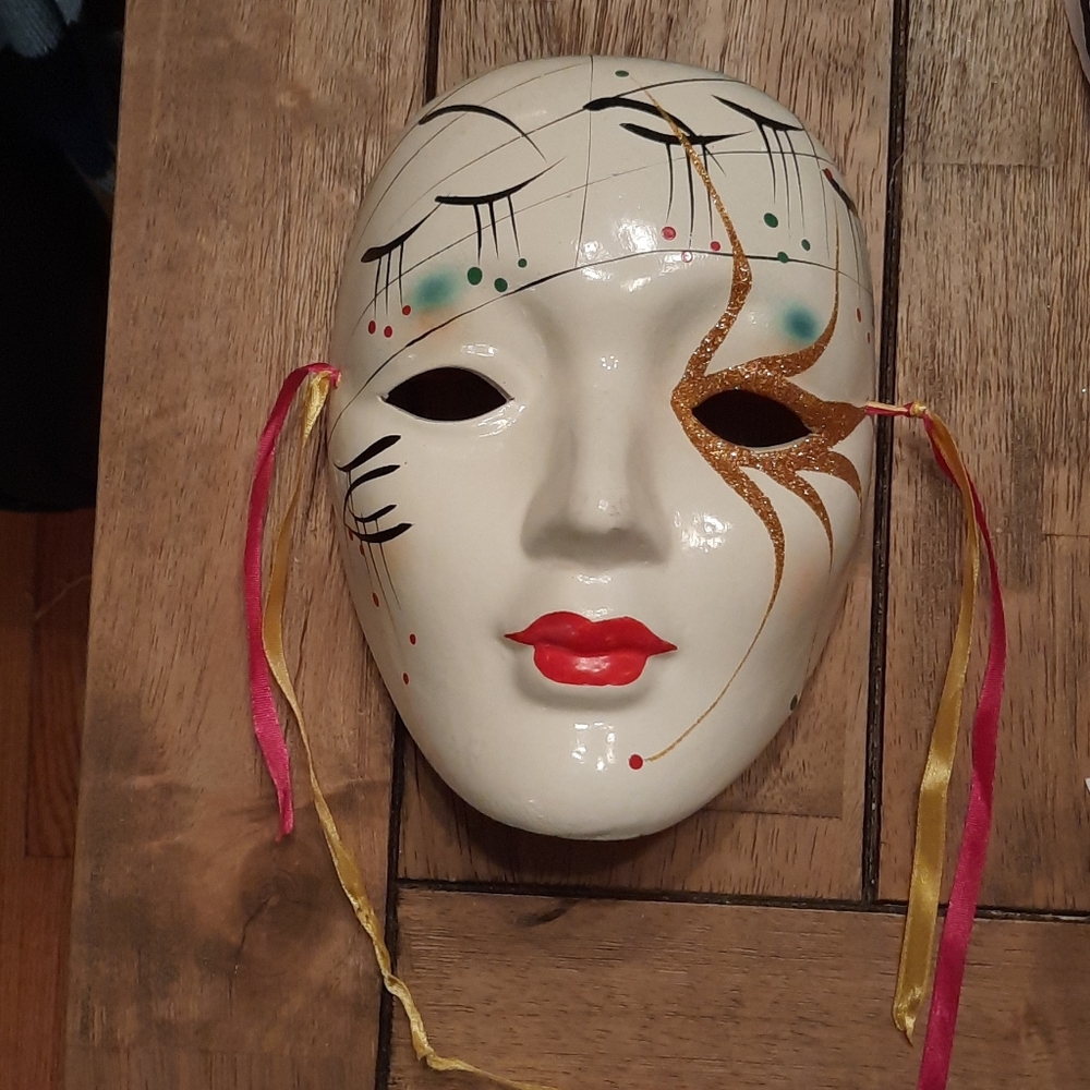 Large ceramic mask